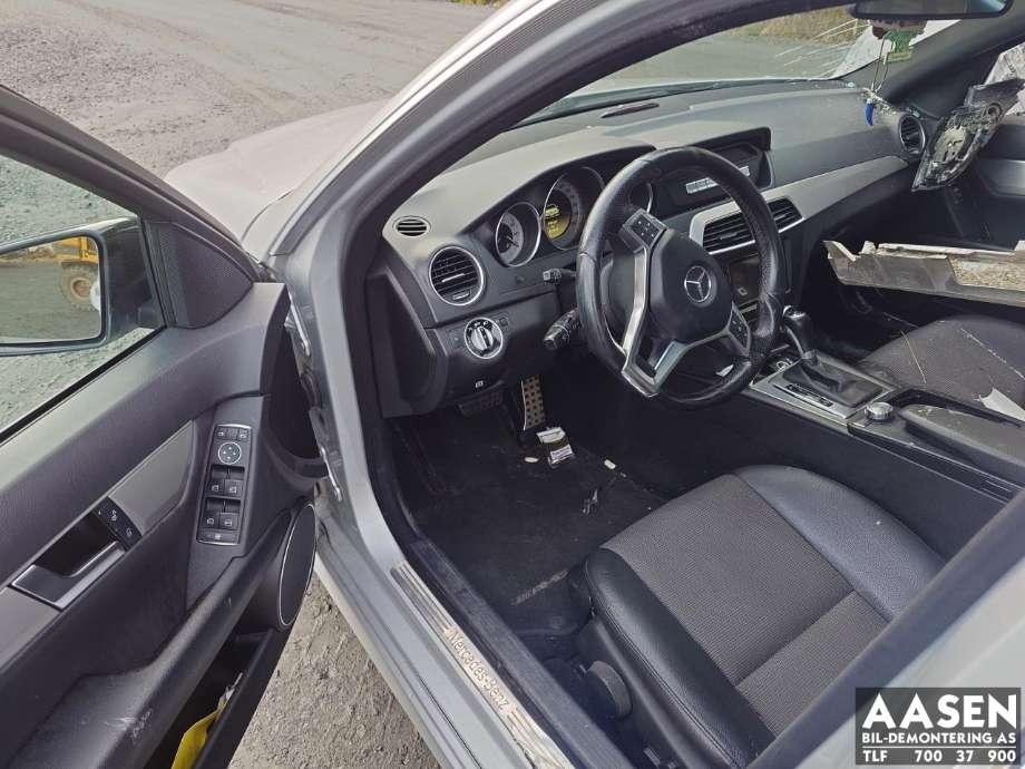 Mercedes C-Klasse 2011-2014 (Fase 2) (W204) (W204), Motorkode: OM651.911, Girkassekode: 