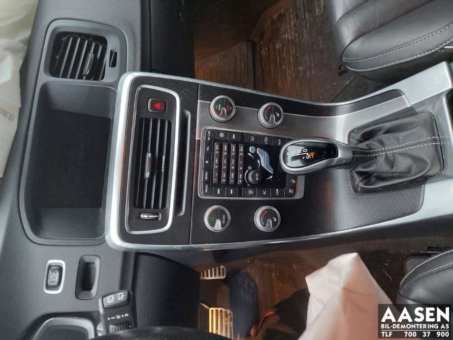 Volvo V60/V60 CC 2013-2018 (Type I, Fase 2) , Motorkode: D4204T9, Girkassekode: 