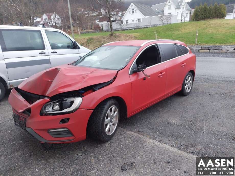 Volvo V60 2010-2013 (Type I, Fase 1) , Motorkode: 6906309, Girkassekode: 1285041