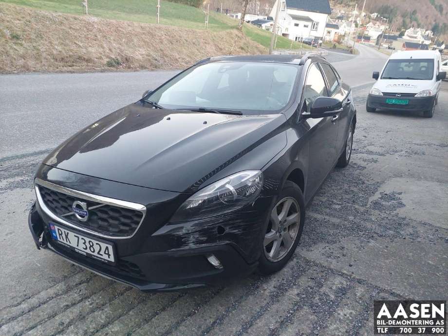 Volvo V40 2012-2019 , Motorkode: EM57, Girkassekode: 