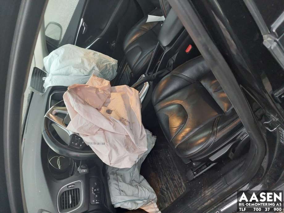 Volvo V40 2012-2019 , Motorkode: EM57, Girkassekode: 