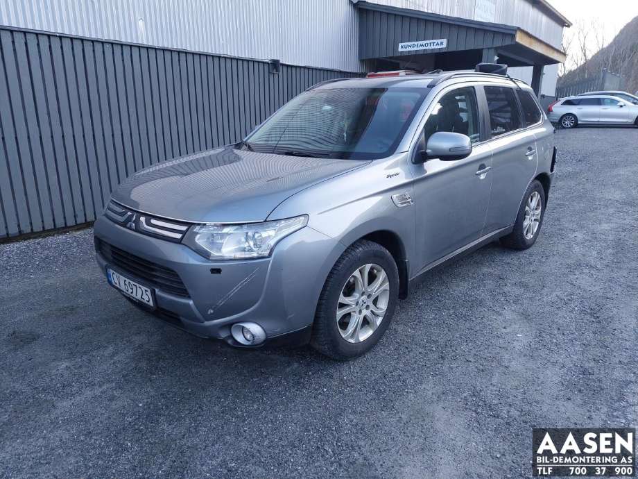 Mitsubishi Outlander 2012-2015 (Type III, Fase 1) , Motorkode: 4N14, Girkassekode: 