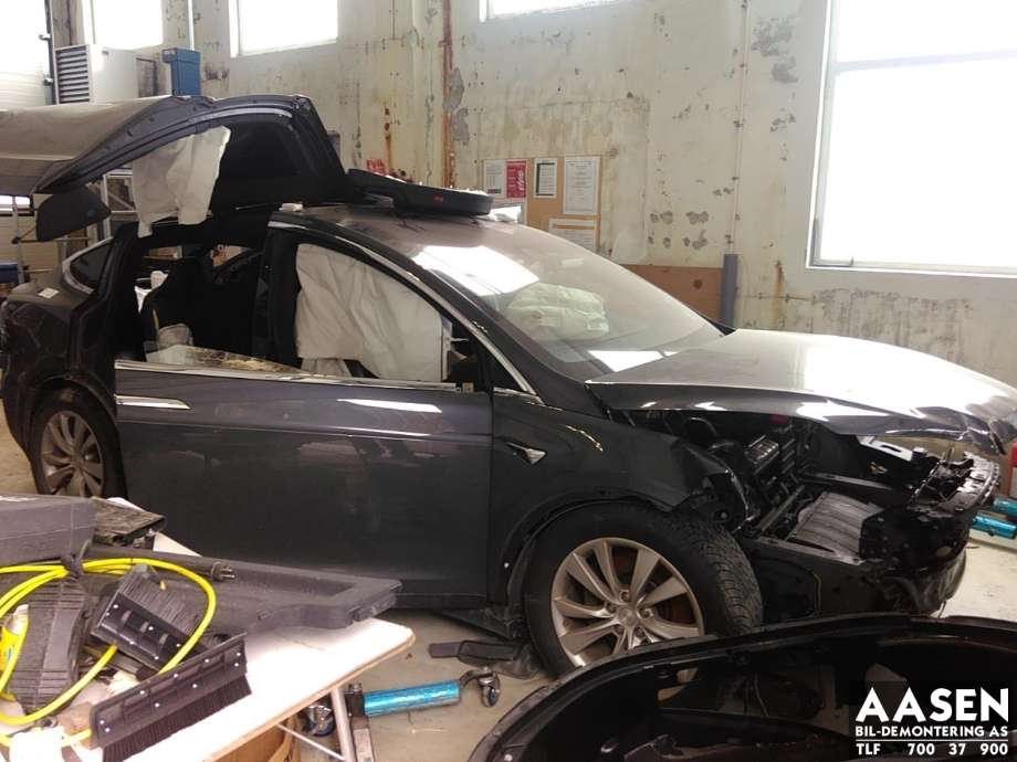 Tesla Model X 2016-->> , Motorkode: L2S|L2S, Girkassekode: 
