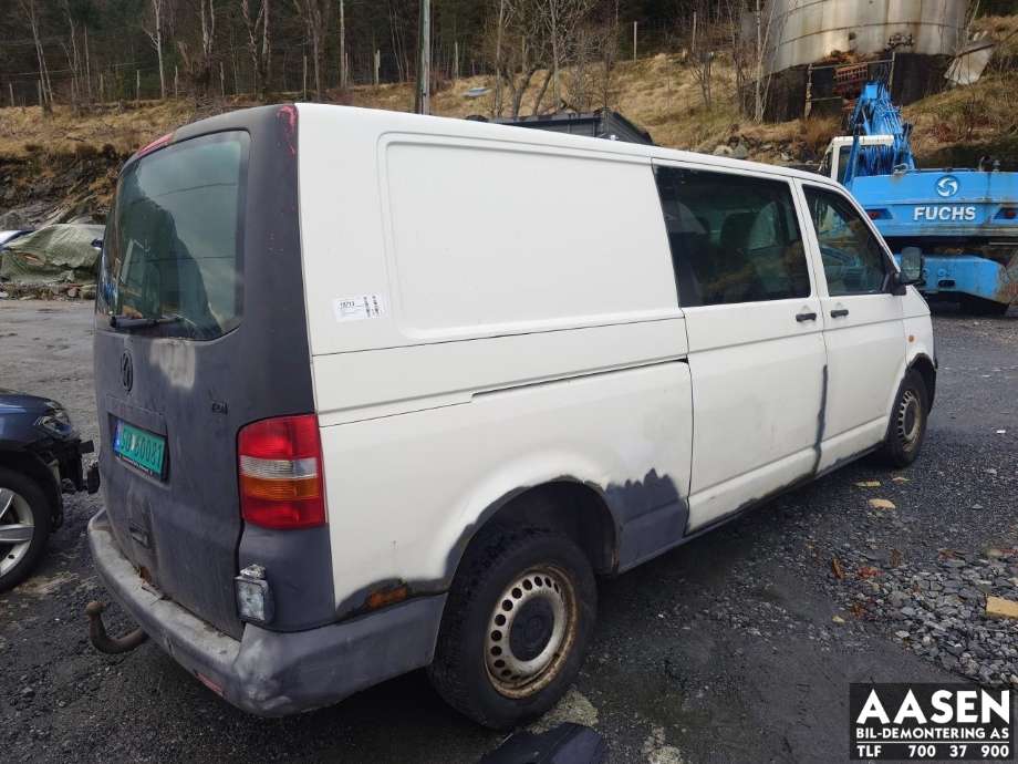 VW Transporter / Caravelle 2003-2009 (Fase 1) (T5) (T5), Motorkode: BNZ, Girkassekode: 