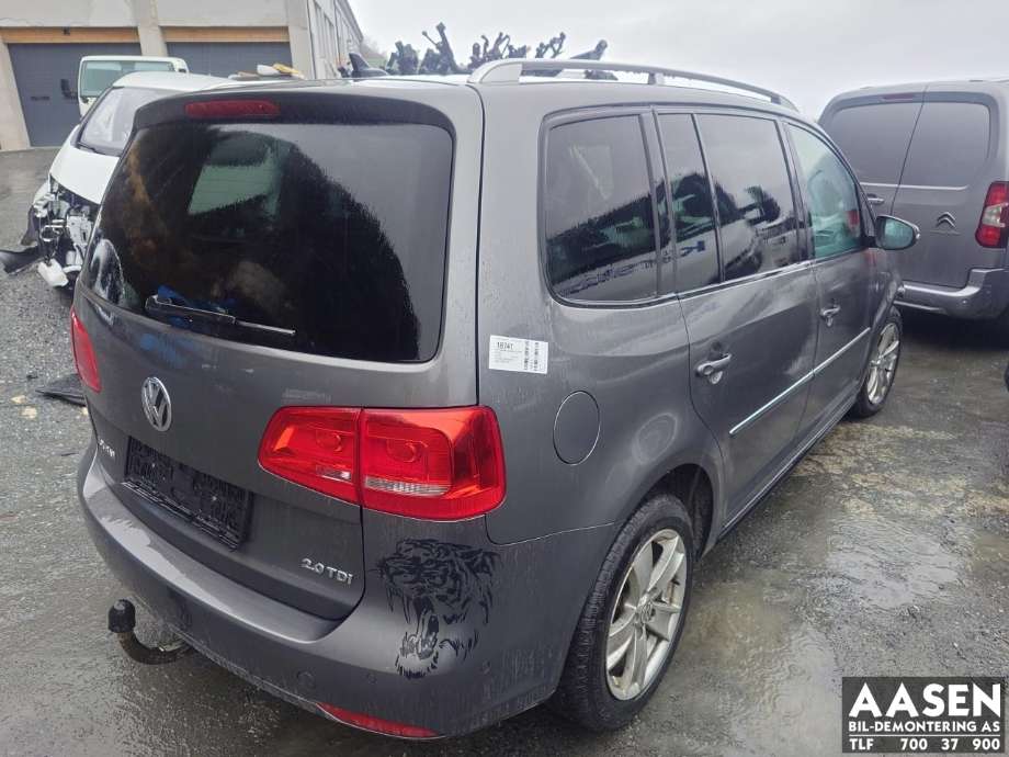 VW Touran 2010-2015 (Type I, Fase 3) , Motorkode: CFHC, Girkassekode: MSV