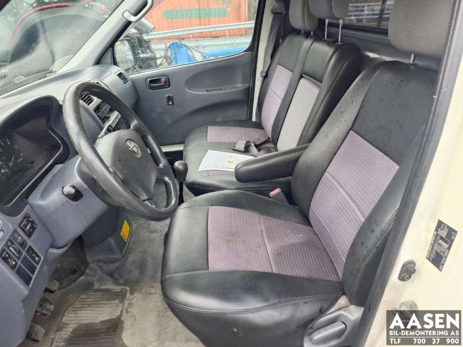 Toyota Hiace 2007-2012 (Fase 3) , Motorkode: 2KD-FTV, Girkassekode: 