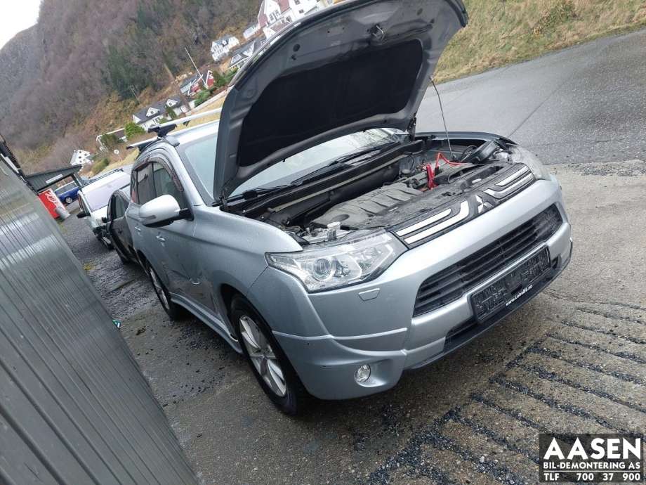 Mitsubishi Outlander 2012-2015 (Type III, Fase 1) , Motorkode: 4N14, Girkassekode: 
