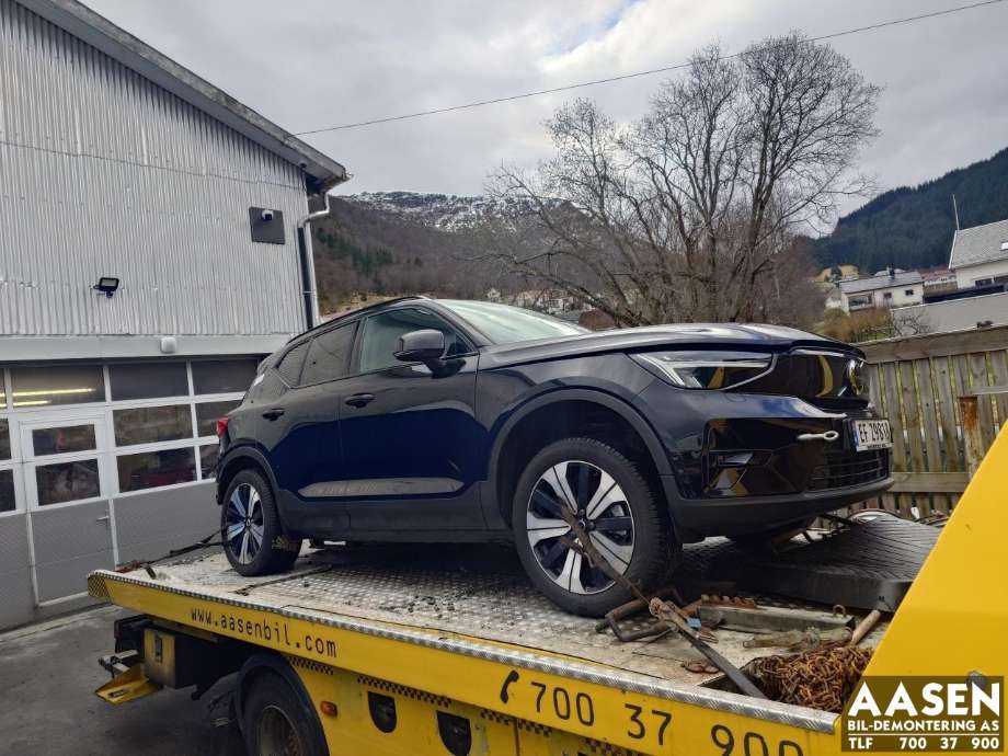 Volvo XC40 2018-2024 , Motorkode: E400V6, Girkassekode: 1-SPEED AWD