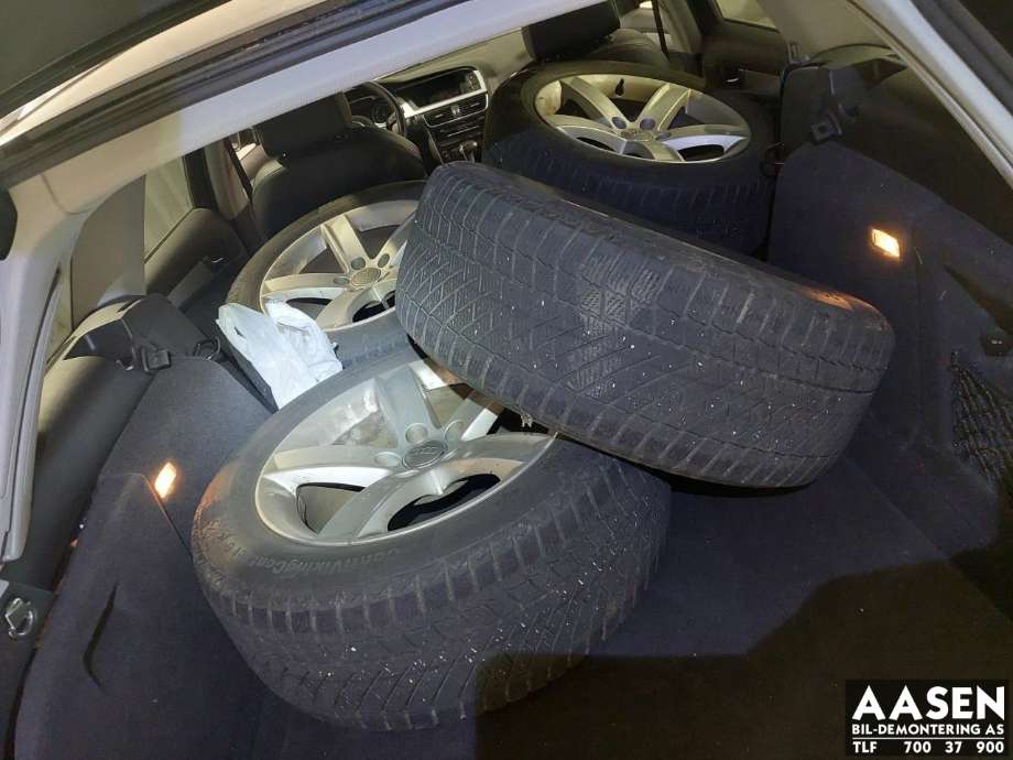 Audi A4, Allroad 2009-2016 (Type I) (B8) (B8), Motorkode: CGL, Girkassekode: PXA