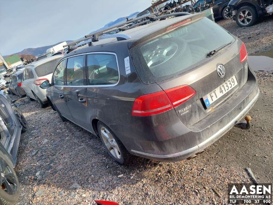 VW Passat 2011-2015 (B7) (B7), Motorkode: CFFB, Girkassekode: NFV