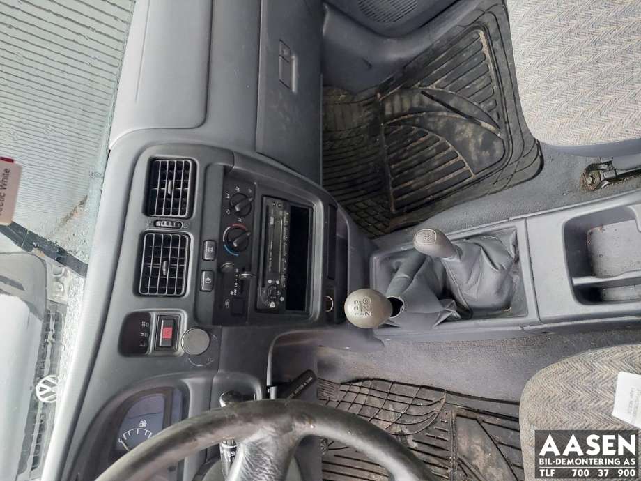 Toyota Hilux 2002-2005 , Motorkode: 2KD-FTV, Girkassekode: 