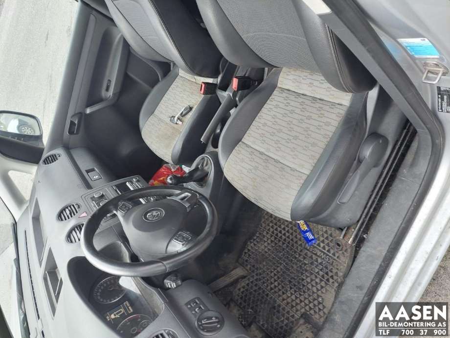 VW Caddy 2010-2015 (Type III, Fase 2) , Motorkode: CAYD, Girkassekode: MLU