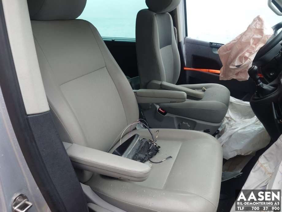 VW Transporter / Caravelle 2009-2015 (Fase 2) (T5) (T5), Motorkode: CAAD, Girkassekode: PCA
