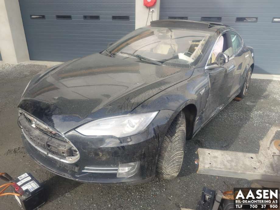 Tesla Model S 2013-2016 (Fase 1) , Motorkode: L1S, Girkassekode: 