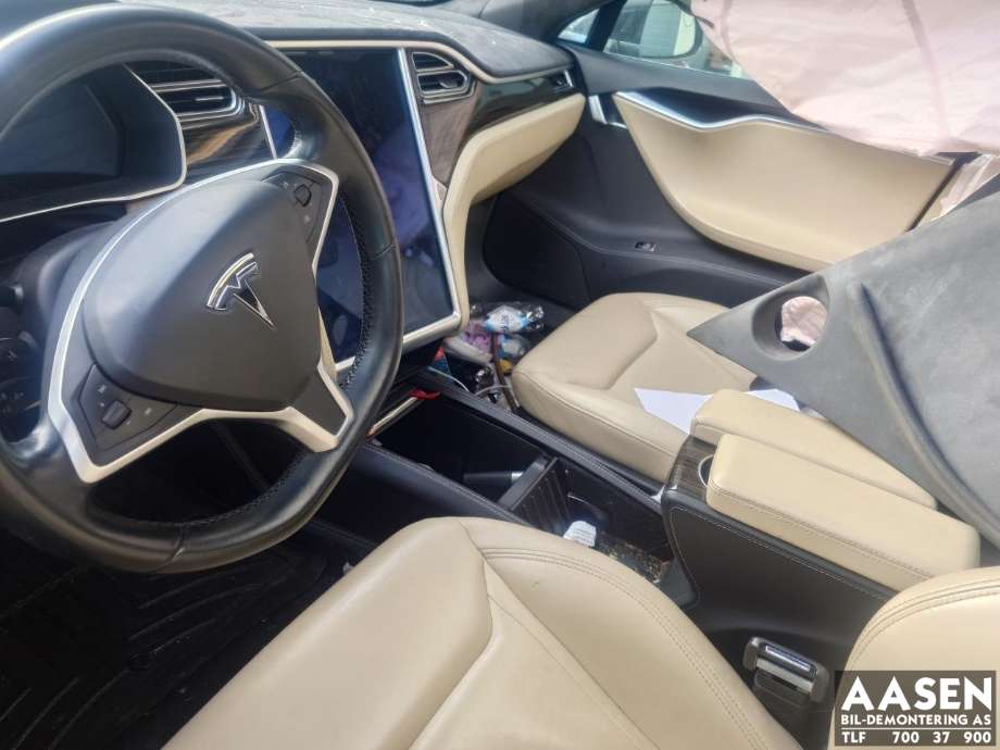 Tesla Model S 2013-2016 (Fase 1) , Motorkode: L1S, Girkassekode: 