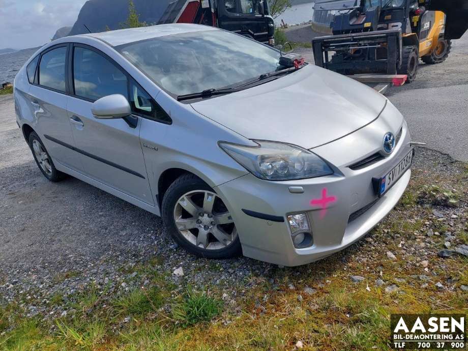 Toyota Prius 2009-2016 (Type III) (COMBI) (COMBI), Motorkode: 2ZR-FXE, Girkassekode: 