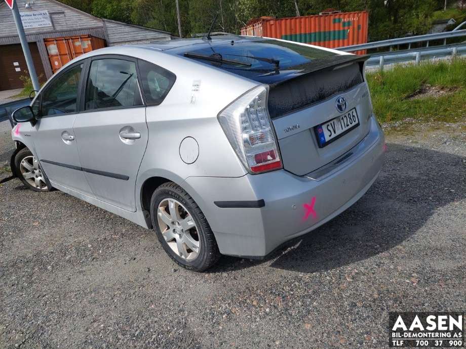Toyota Prius 2009-2016 (Type III) (COMBI) (COMBI), Motorkode: 2ZR-FXE, Girkassekode: 
