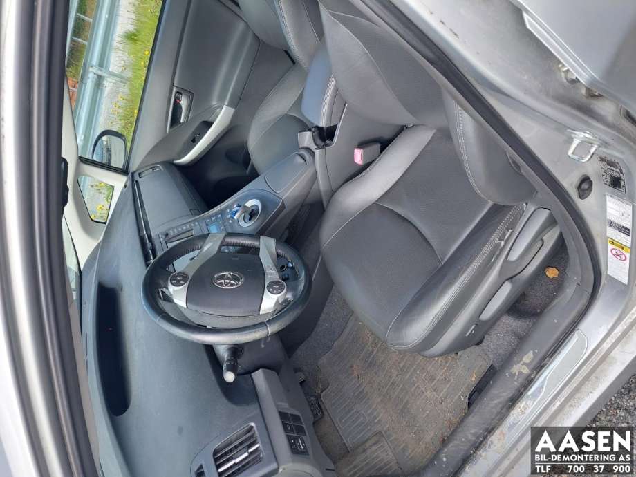 Toyota Prius 2009-2016 (Type III) (COMBI) (COMBI), Motorkode: 2ZR-FXE, Girkassekode: 