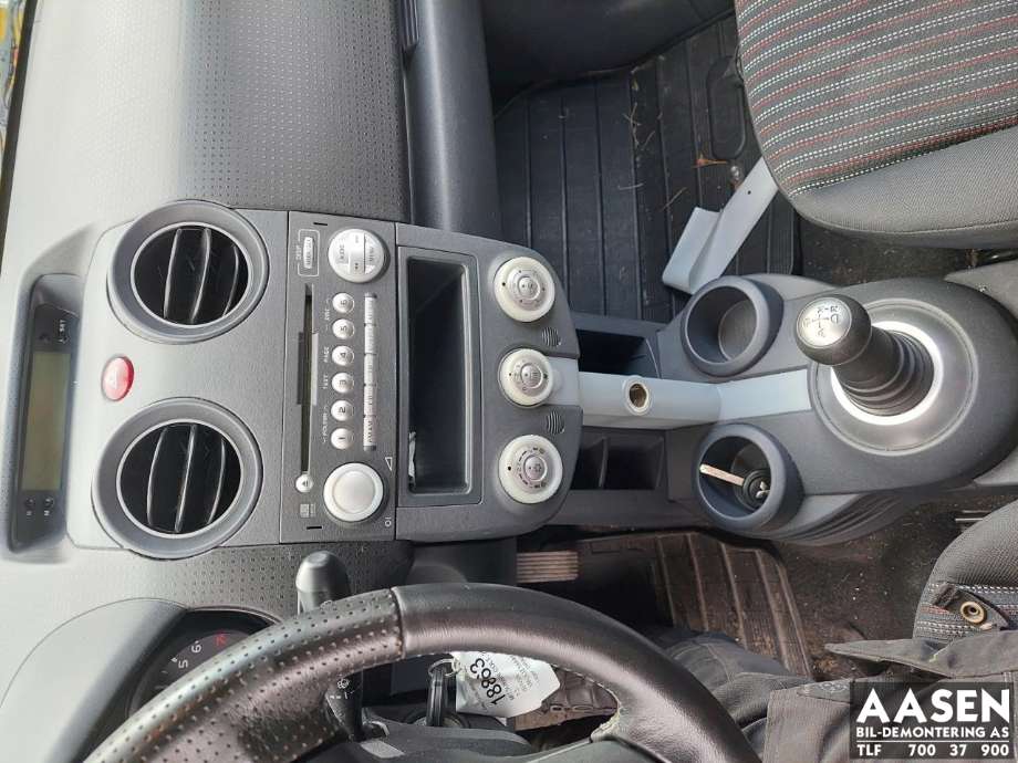 Mitsubishi Colt 2004-2008 (Type VII, Fase 1) , Motorkode: 135930, Girkassekode: 