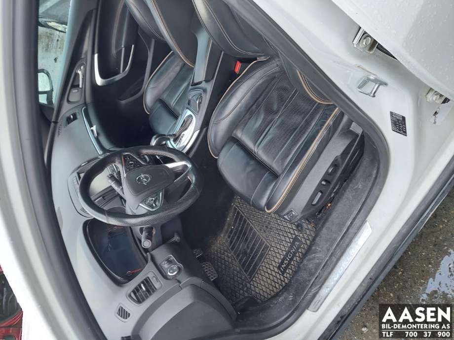 Opel Insignia A 2014-2017 , Motorkode: A20DTH, Girkassekode: 