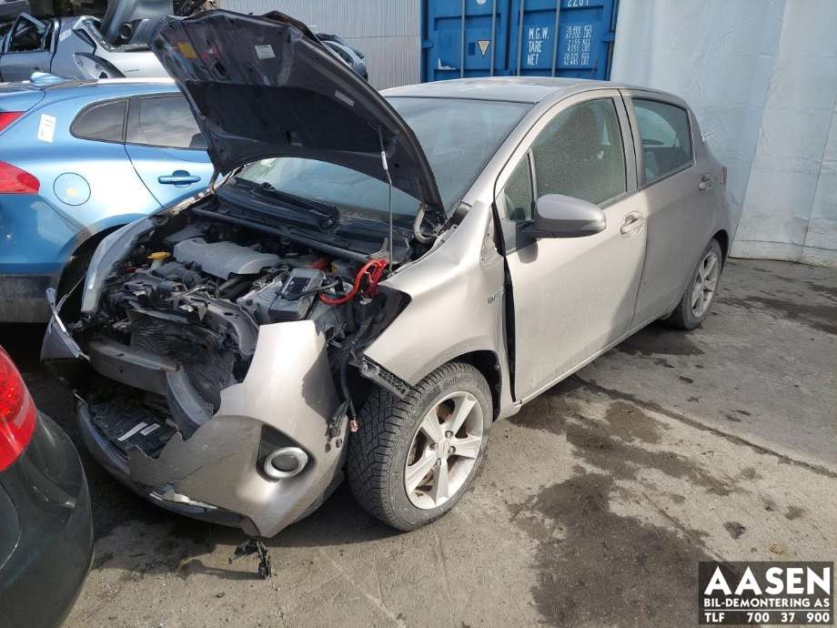 Toyota Yaris, 2014-2020 (Type III, Fase 2)  delebil , Motorkode: 1NZ-FXE