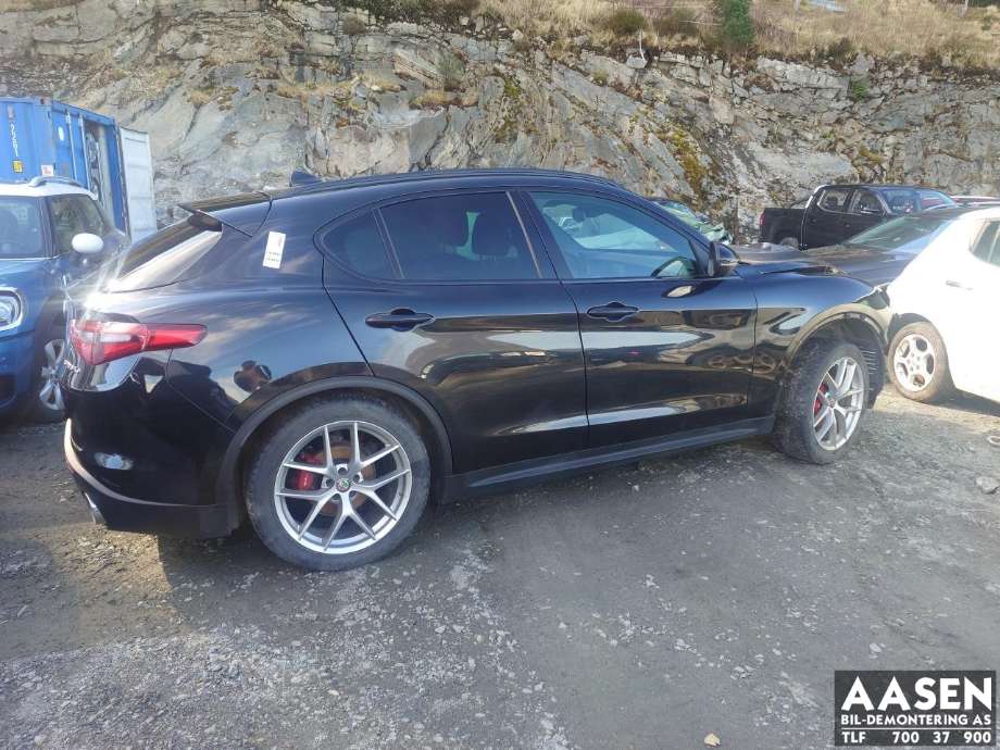 Alfa Romeo Stelvio 2017-->> , Motorkode: 55271838, Girkassekode: 