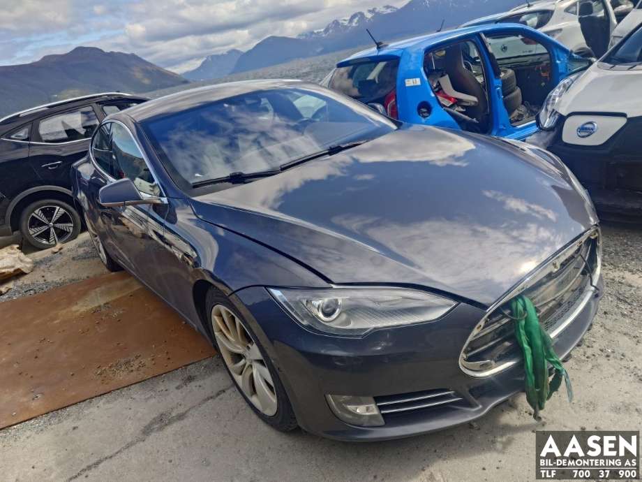 Tesla Model S 2013-2016 (Fase 1) , Motorkode: L2S, Girkassekode: 