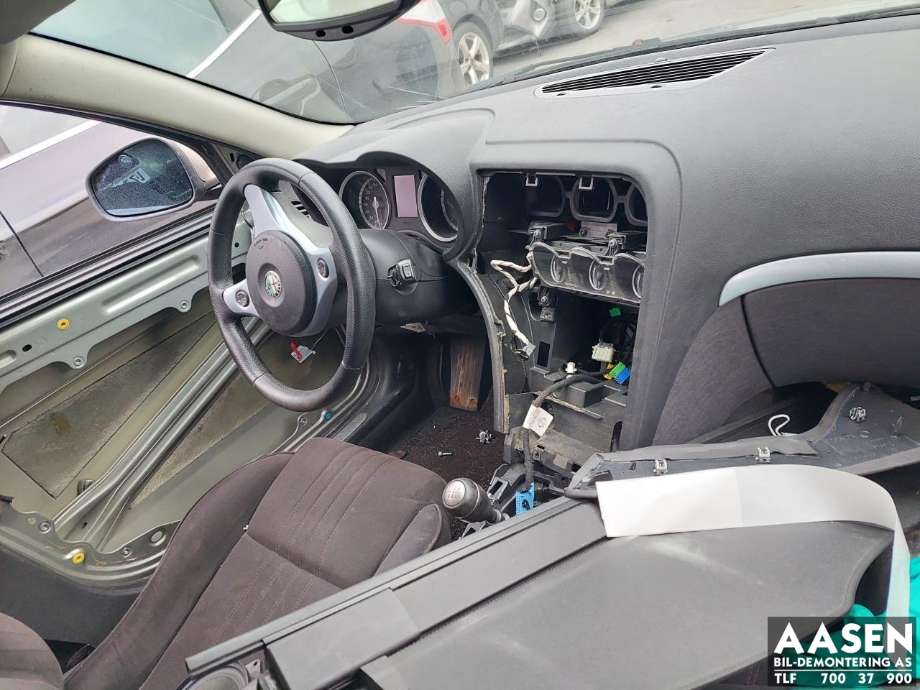 Alfa Romeo 159 2005-2011 delebil , Motorkode: 939A2000, Girkassekode: 