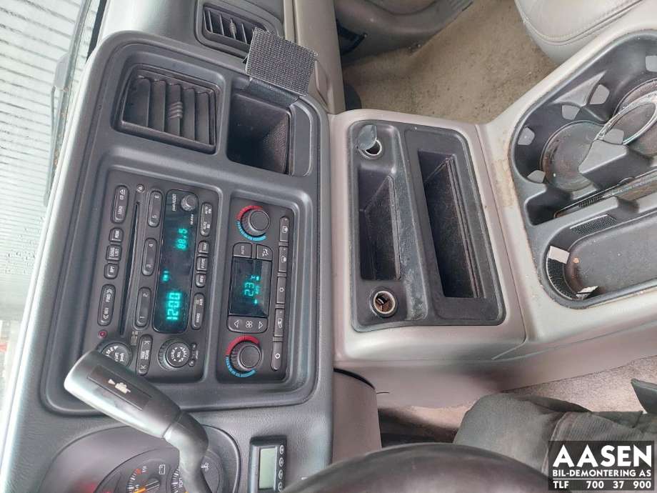Chevrolet Suburban 2002-2006 , Motorkode: , Girkassekode: 