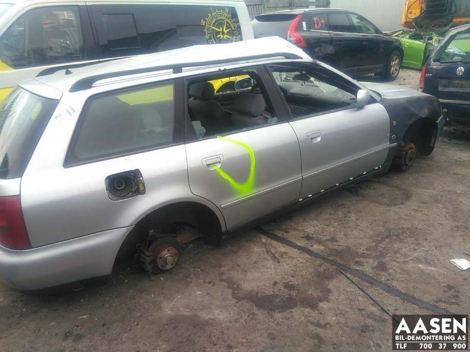 Audi A4 1995-1999 (Type I, Fase 1) (B5) (B5), Motorkode: ADR, Girkassekode: DHZ