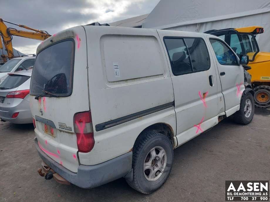 Toyota Hiace 1996-2001 (Fase 1) , Motorkode: 2L-T, Girkassekode: 