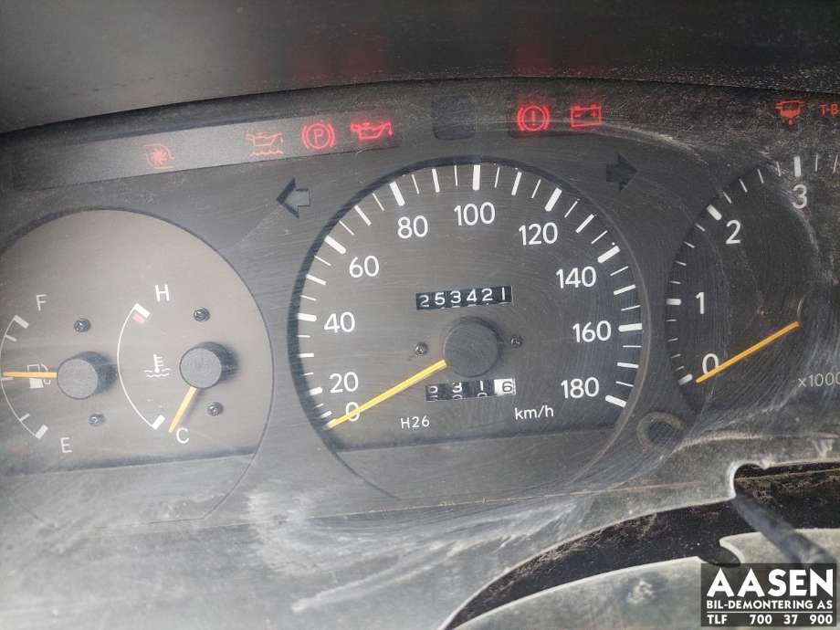 Toyota Hiace 1996-2001 (Fase 1) , Motorkode: 2L-T, Girkassekode: 