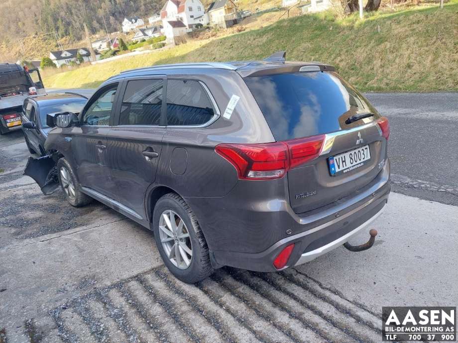 Mitsubishi Outlander 2015-->> (Type III, Fase 2) , Motorkode: 4B11|S61|Y61, Girkassekode: 