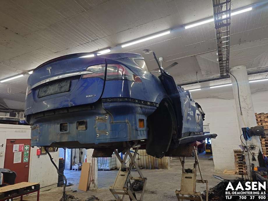 Tesla Model X 2016-->> , Motorkode: L2S|L2S, Girkassekode: 