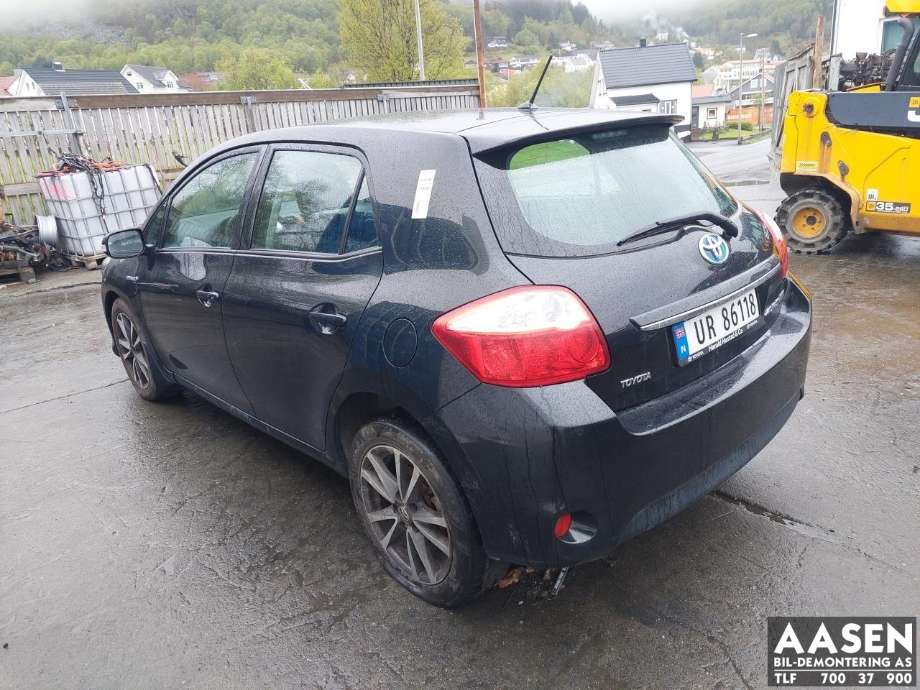 Toyota Auris 2010-2012 (Type I, Fase 2) , Motorkode: 2ZR-FXE, Girkassekode: