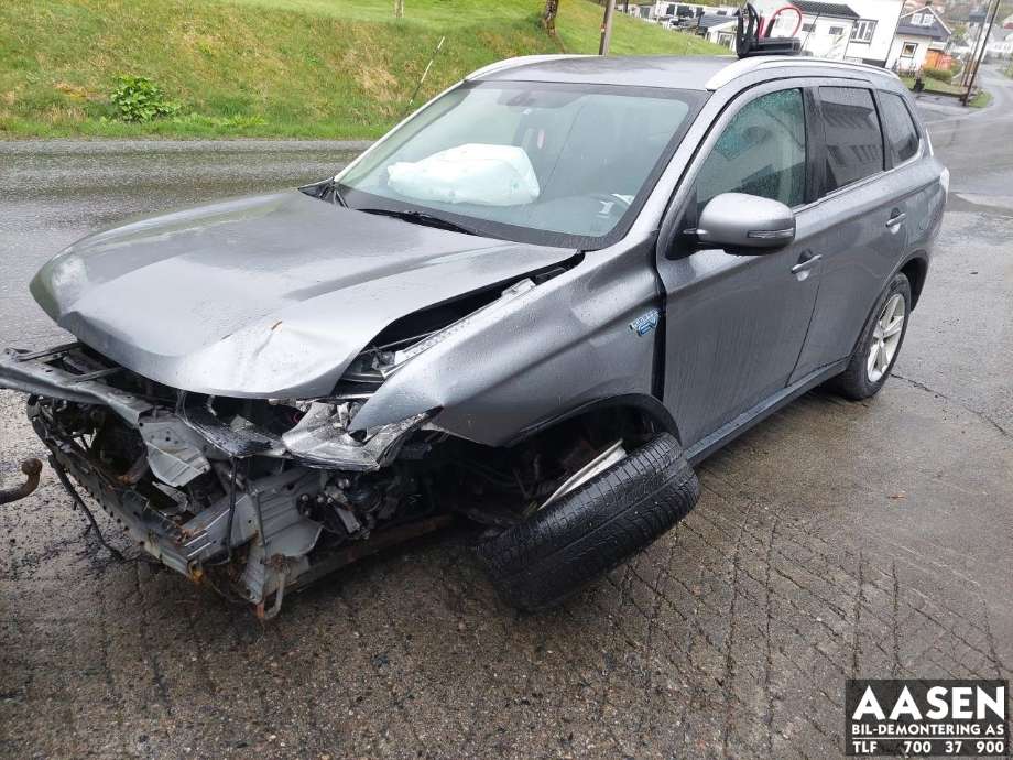 Mitsubishi Outlander 2012-2015 (Type III, Fase 1) , Motorkode: 4B11|S61, Girkassekode: 