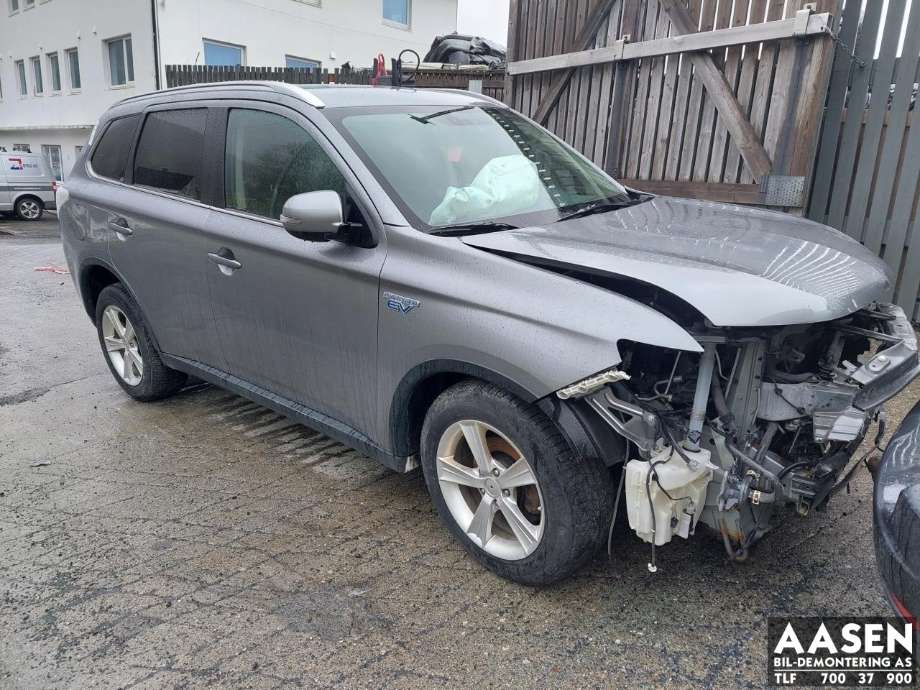 Mitsubishi Outlander 2012-2015 (Type III, Fase 1) , Motorkode: 4B11|S61, Girkassekode: 