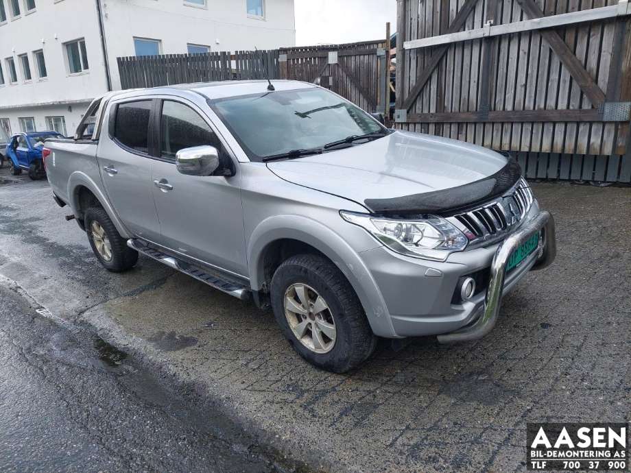 Mitsubishi L200 2015-2019 (Type V, Fase 1) , Motorkode: 4N15, Girkassekode: 