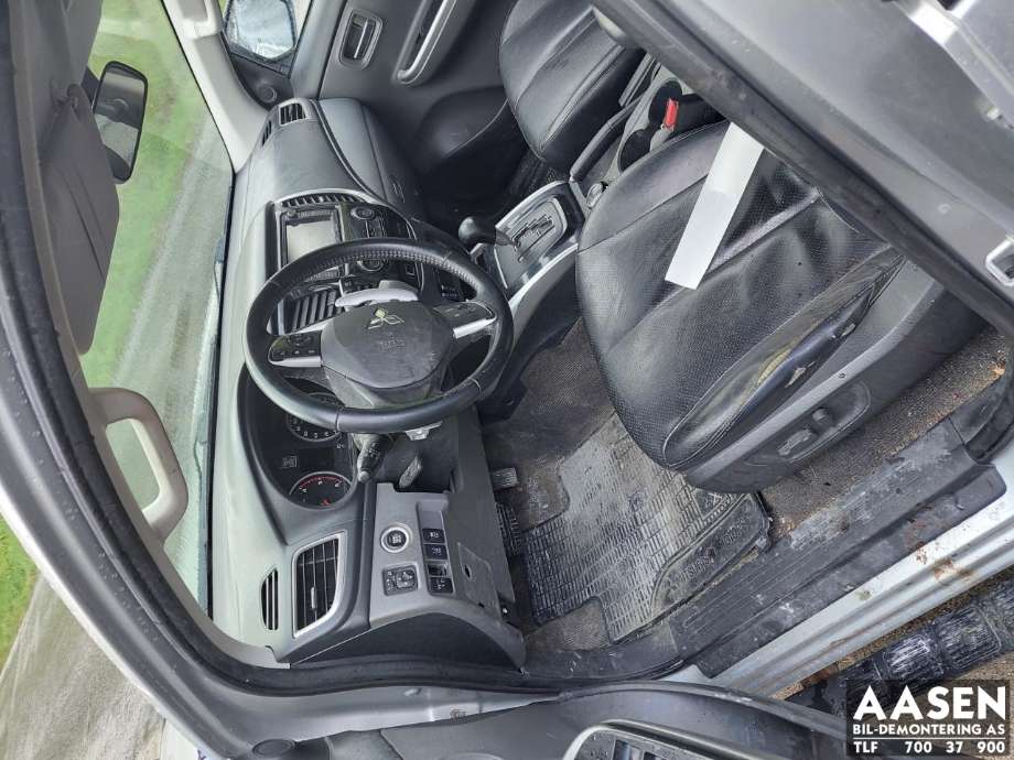 Mitsubishi L200 2015-2019 (Type V, Fase 1) , Motorkode: 4N15, Girkassekode: 