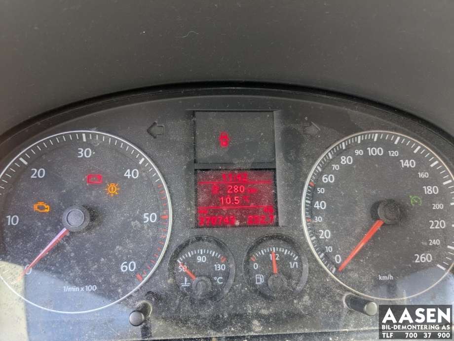 VW Caddy 2004-2010 (Type III, Fase 1) , Motorkode: BLS, Girkassekode: 