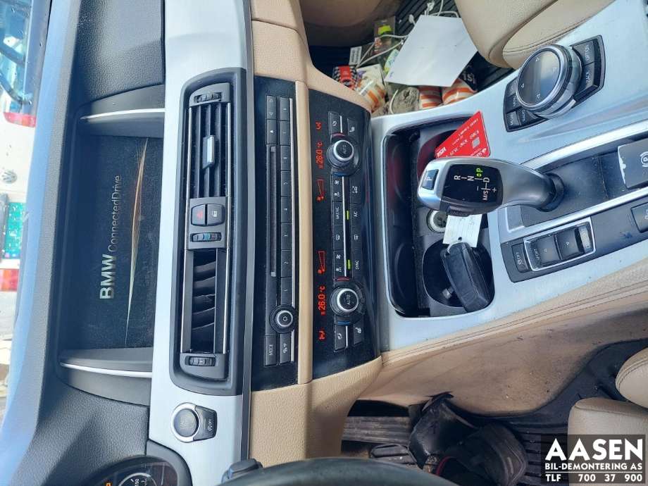 BMW 5-Serie 2010-2017 (F10/F11) (F10/F11), Motorkode: N47D20C, Girkassekode: 