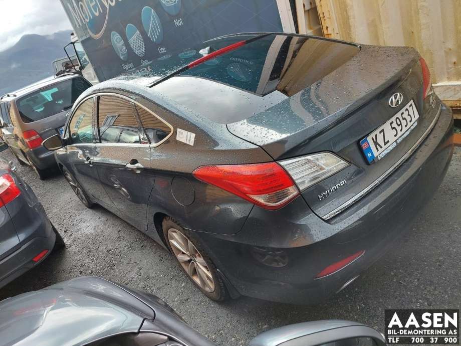 Hyundai i40 2012-2017 , Motorkode: D4FD, Girkassekode: GU55J 010023