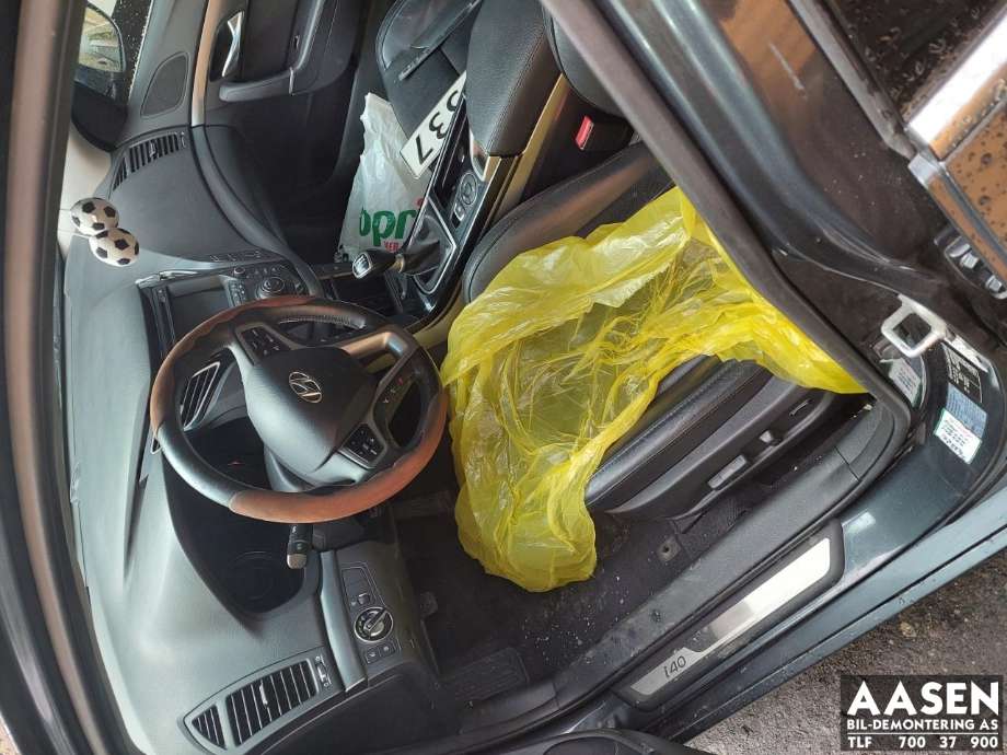 Hyundai i40 2012-2017 , Motorkode: D4FD, Girkassekode: GU55J 010023