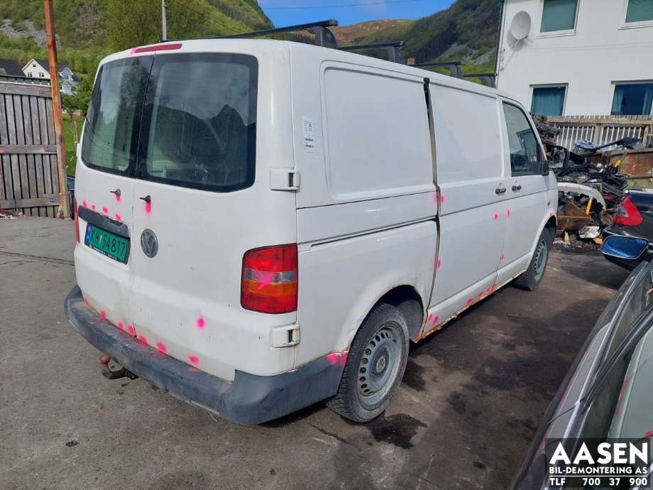VW Transporter / Caravelle 2003-2009 (Fase 1) (T5) (T5), Motorkode: BRS, Girkassekode: JQT