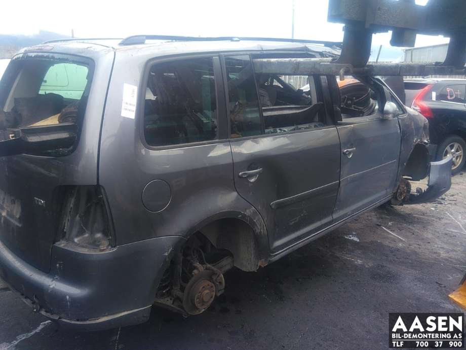 VW Touran 2003-2006 (Type I, Fase 1) , Motorkode: BKC, Girkassekode: GQN