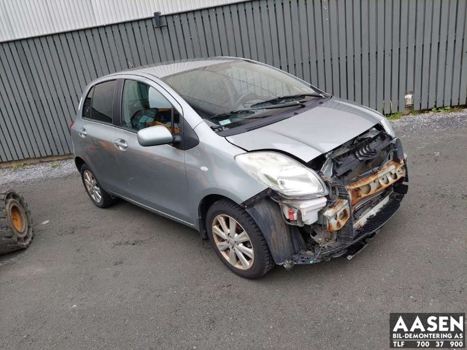 Toyota Yaris 2009-2011 (Type II, Fase 2) , Motorkode: 1NR-FE, Girkassekode: 