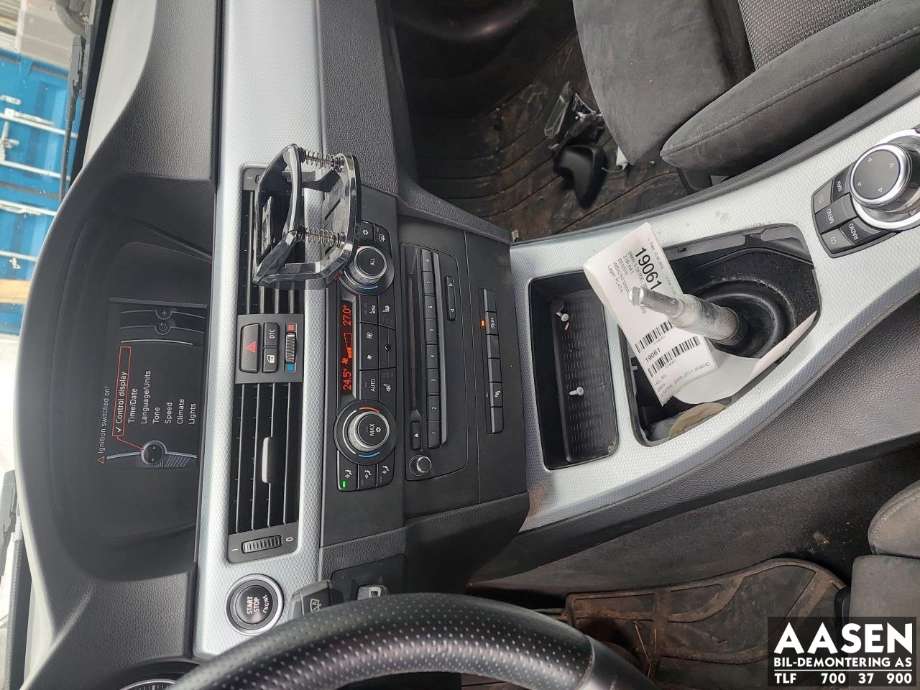 BMW 3-Serie 2005-2011 (E90/E91/E92/E93) (E90/E91/E92/E93), Motorkode: N43B20A, Girkassekode: 