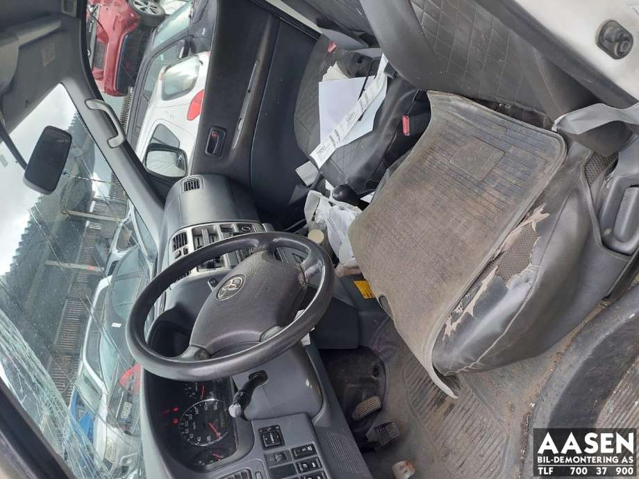 Toyota Hiace 2007-2012 (Fase 3) , Motorkode: 2KD-FTV, Girkassekode: 