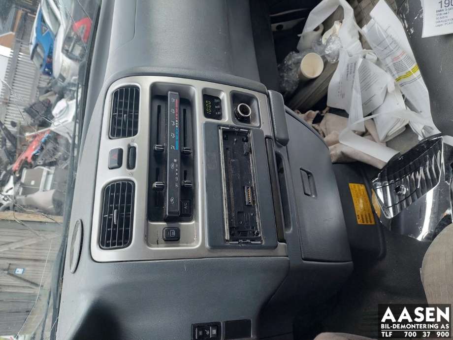 Toyota Hiace 2007-2012 (Fase 3) , Motorkode: 2KD-FTV, Girkassekode: 