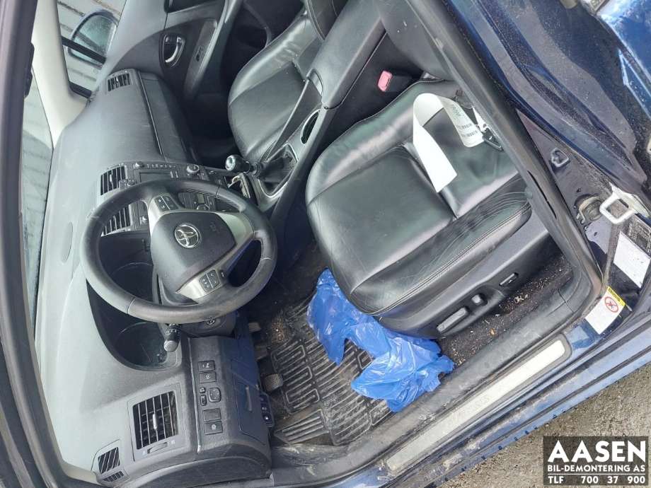 Toyota Avensis 2009-2015 (Type III, Fase 1) , Motorkode: 2AD-FTV, Girkassekode: 